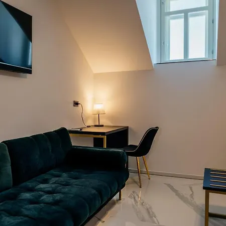 Dvorec Gregorcic מלון 4*