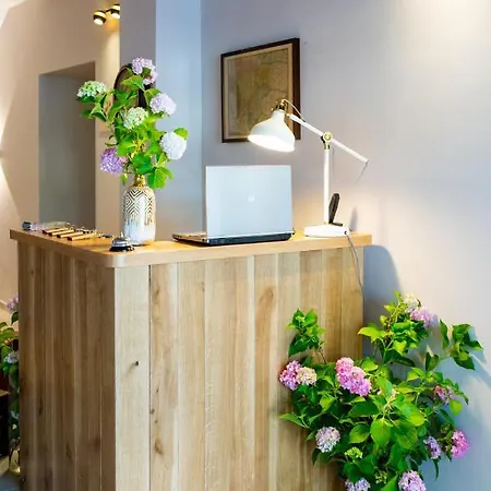 Dvorec Gregorcic מלון 4*