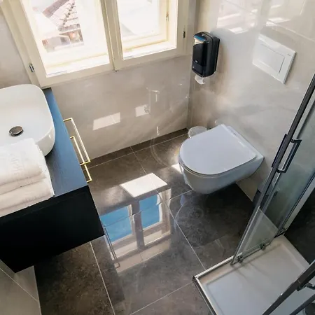 Dvorec Gregorcic 4* שמריישקה טופליצה