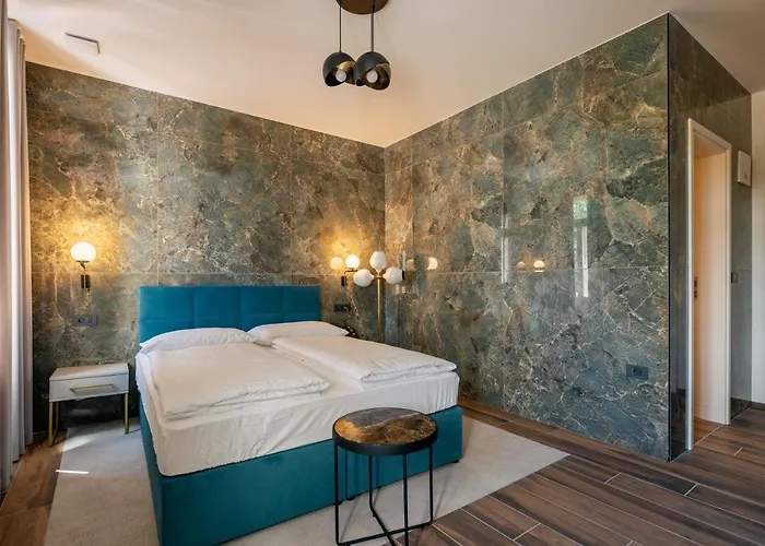 Hotel Dvorec Gregorcic Šmarješke Toplice