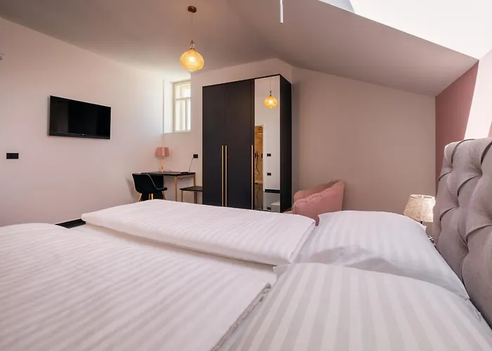 Hotel Dvorec Gregorcic