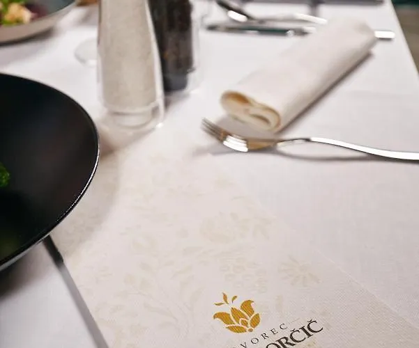 Dvorec Gregorcic 호텔