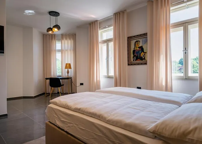 Dvorec Gregorcic 스마예스케토플리체