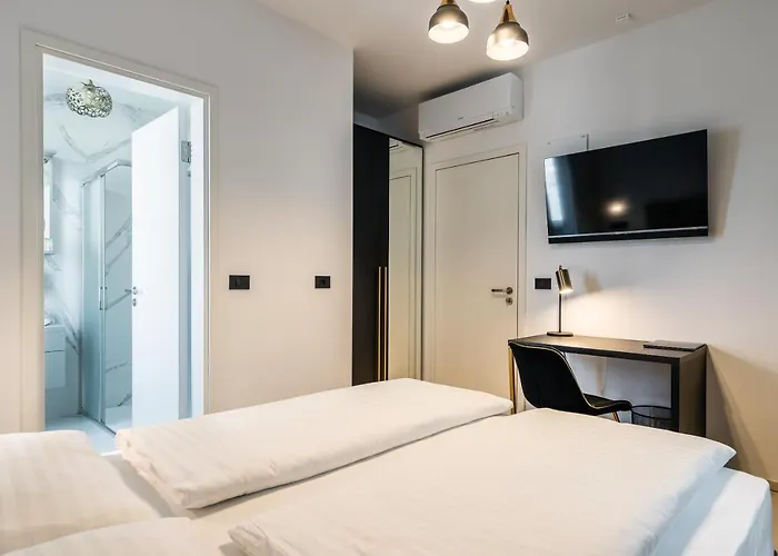 Hotel Dvorec Gregorcic 4*